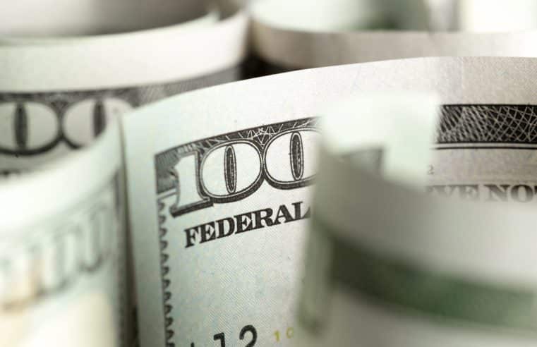 Qual a melhor forma de enviar dinheiro para o exterior?